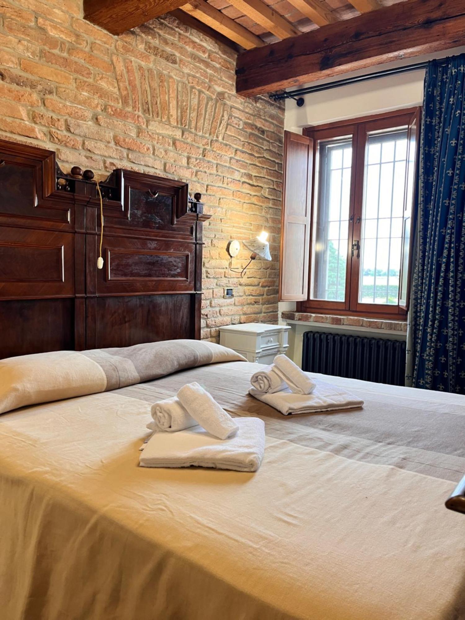 Locanda Corte Arcangeli Ferrara Luaran gambar