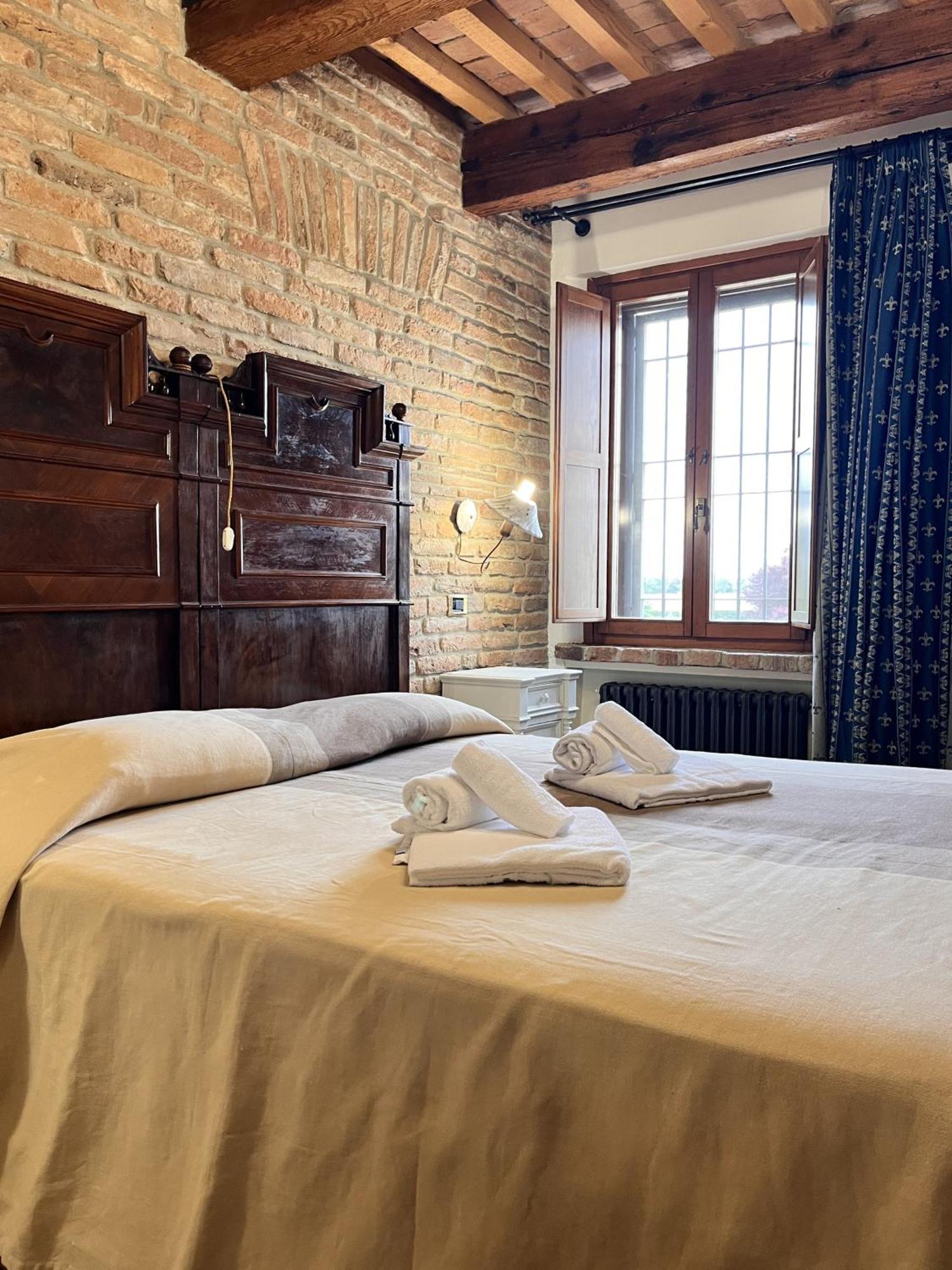 Locanda Corte Arcangeli Ferrara Luaran gambar