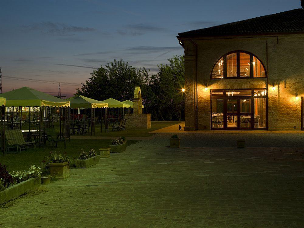 Locanda Corte Arcangeli Ferrara Luaran gambar