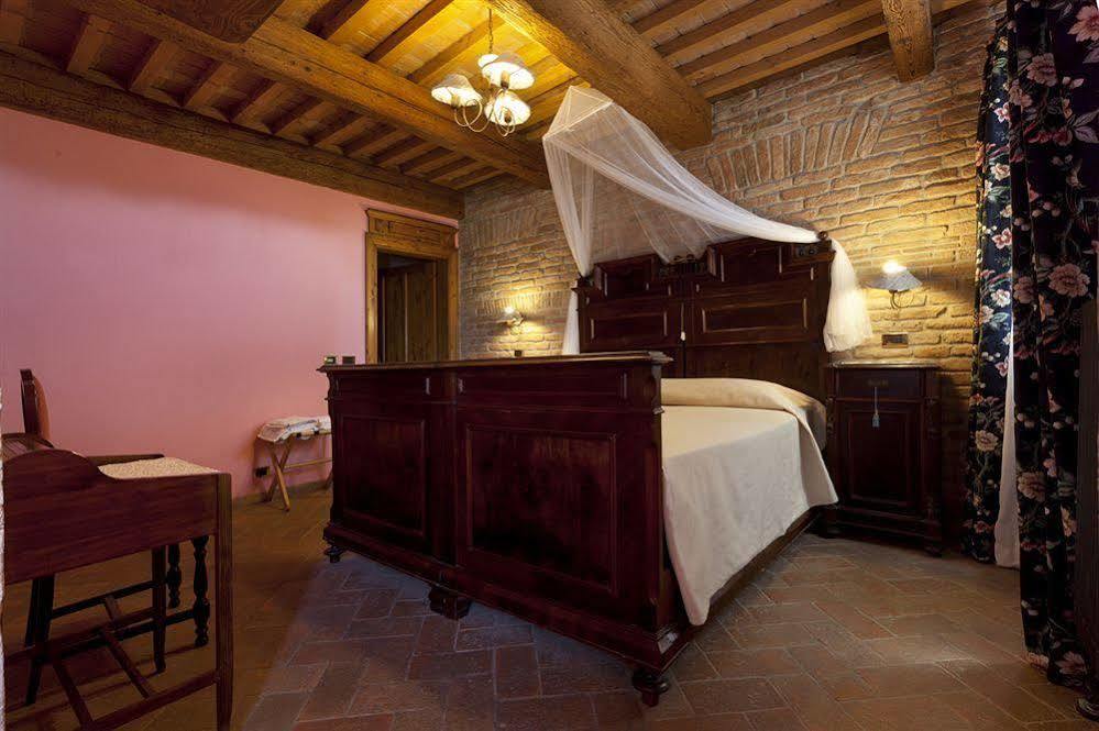 Locanda Corte Arcangeli Ferrara Luaran gambar